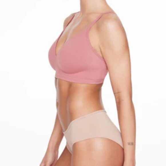 ThirdLove Form 360 Wireless Bra - Picture 4 of 11